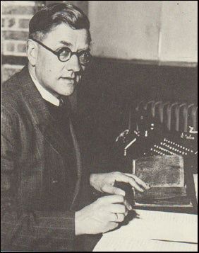 Kvæðabók Jóns Helgasonar prófessors # 61008