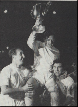Spurs go marching on # 62690
